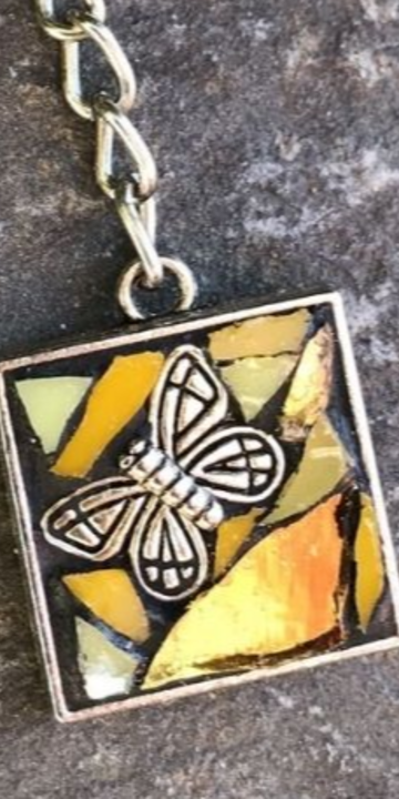 K�ZM�VES KUCK�