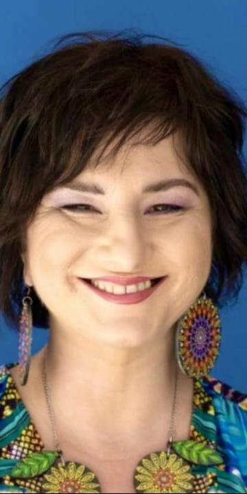 DR. K�D�R ANNAM�RIA EL�AD�SA