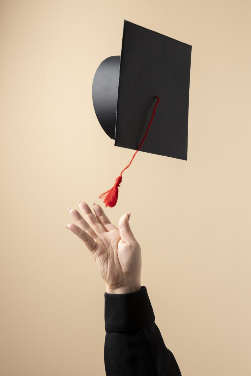 ELTE SEK DIPLOMAOSZT�
