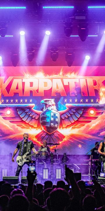 ��V B�CS�ZTAT� ROCKBULI!K�RP�TIA – TOT�LIS MET�L