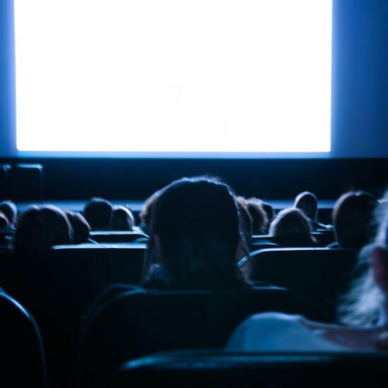 KAPCSOLATAINK HLJBAN FILMKLUB